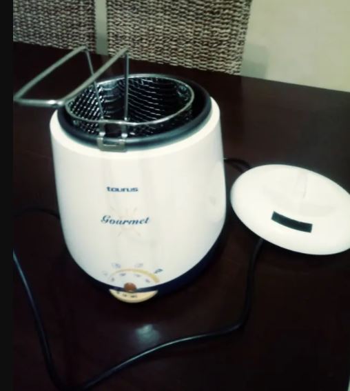 مینی سرخ کن تاروس مدل CN - 120 